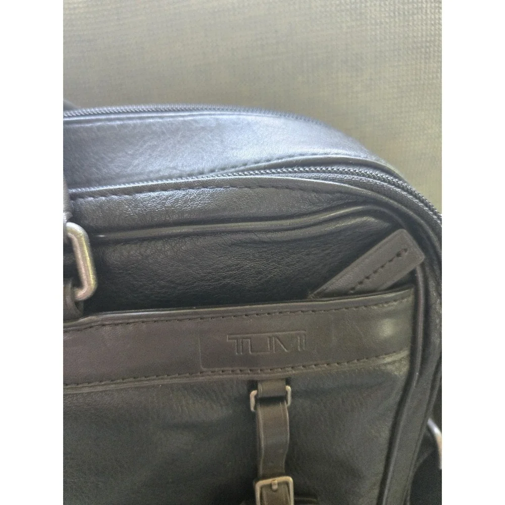 TUMI Berwick Double Zip Top Leather Briefcase Laptop Bag Black 69730HK0 Reg $445